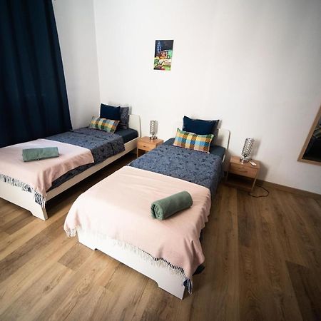 By Port Vell Rooms Barcelona Exterior foto